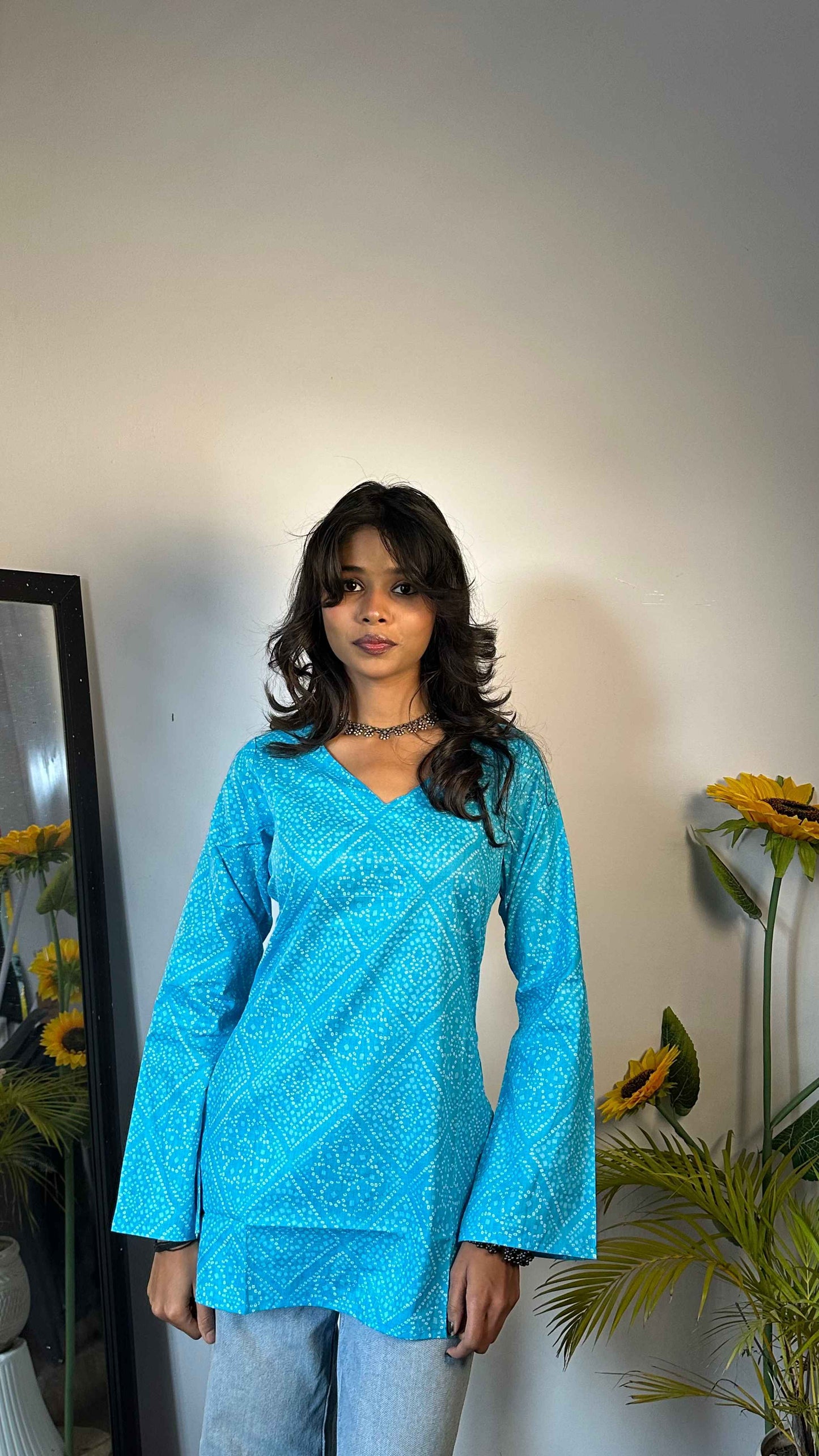 Bandhani Full Sleevs Short Kurti