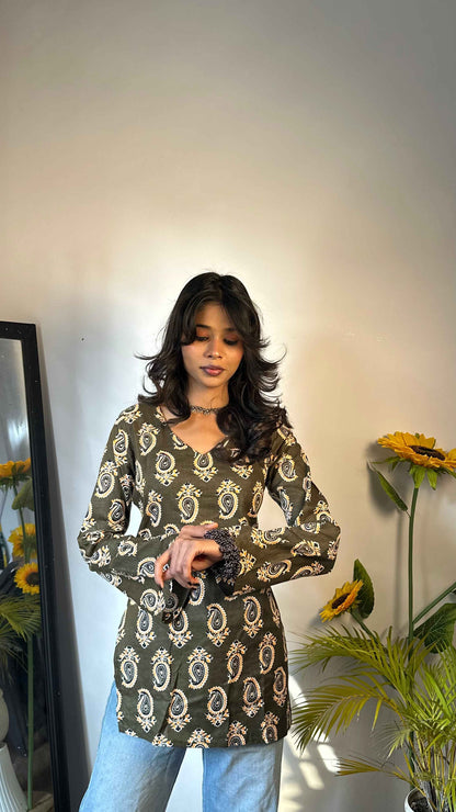 Full Sleevs Short Kurti