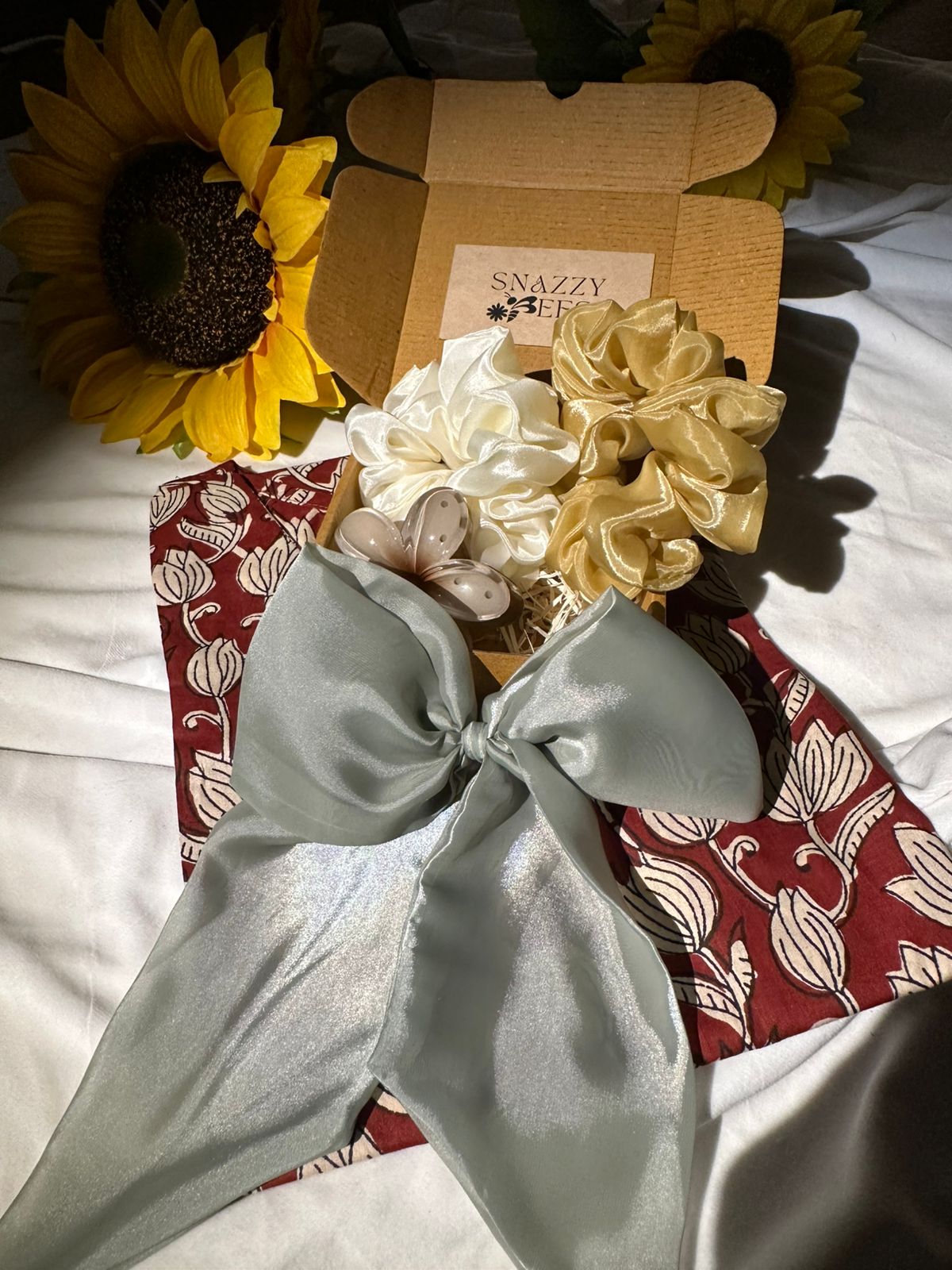 🎀 SnazzyBees Gift Combo for Her