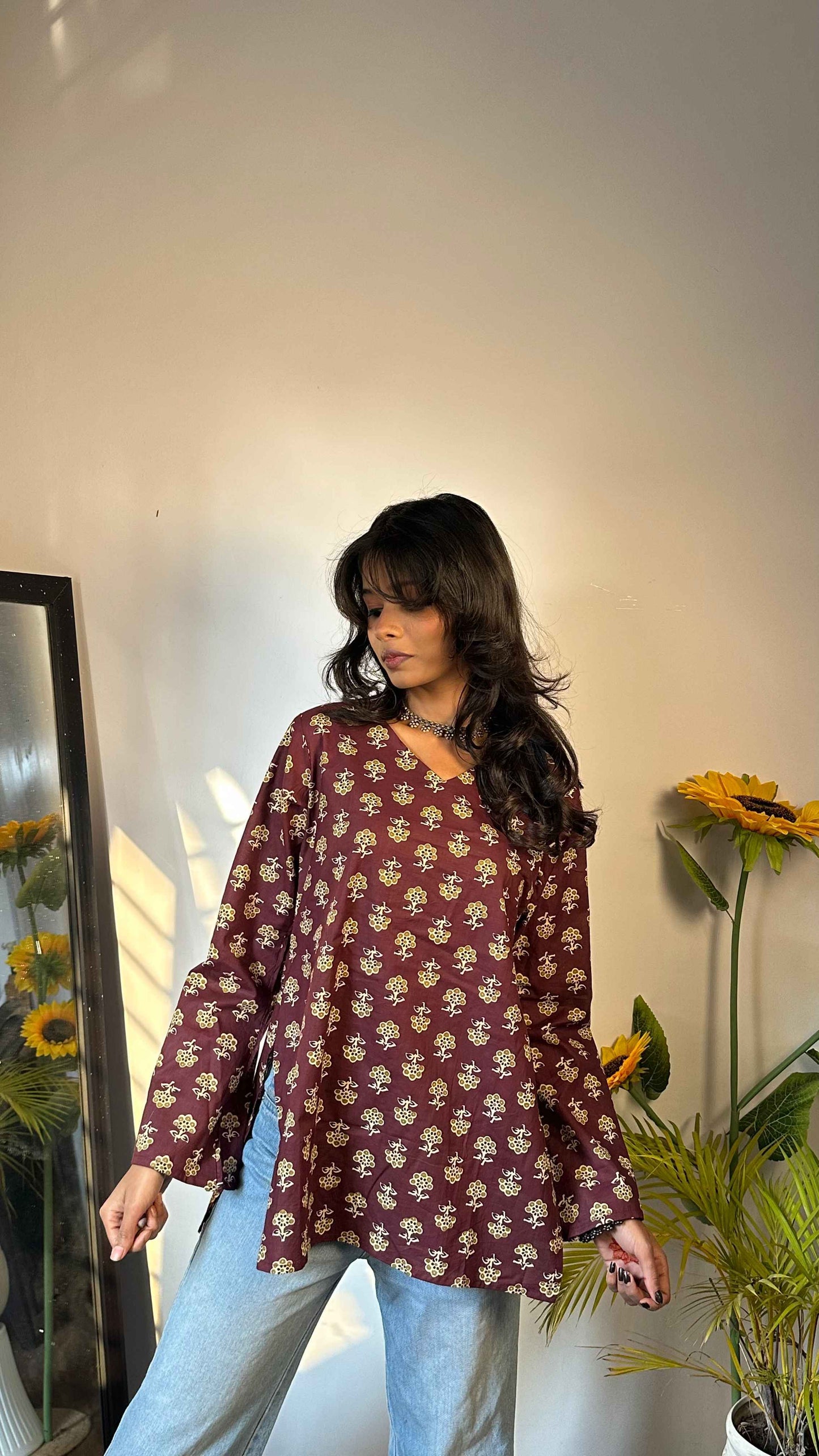 Floral Full Sleev Short Kurti